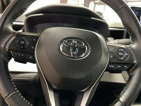 Used 2022 Toyota Corolla SE FWD image 16