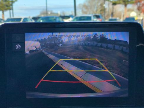 Used 2024 Kia Forte LXS image 19