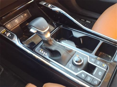 Used 2023 Kia Sorento SX Prestige image 13