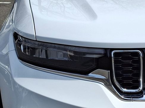 Used 2023 Jeep Grand Cherokee 4WD 4xe image 9