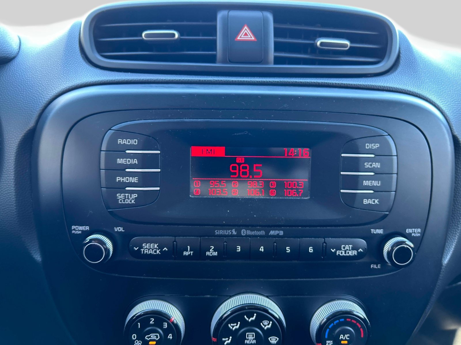 Used 2015 Kia Soul + w/ Eco Package FWD image 26
