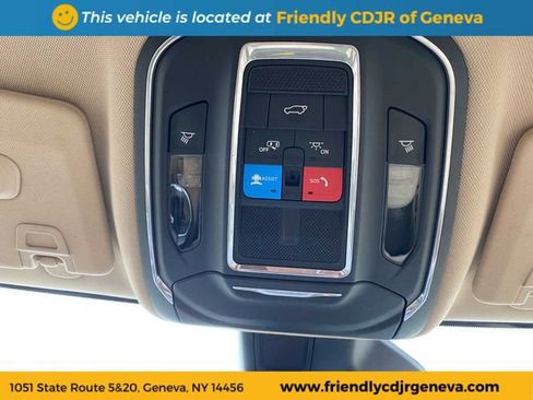 Used 2022 Jeep Grand Cherokee L Limited AWD/4WD image 19