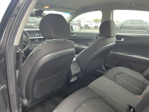 Used 2020 Kia Optima LX image 16