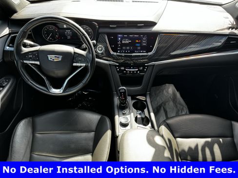 Used 2023 Cadillac XT6 Premium Luxury FWD image 10