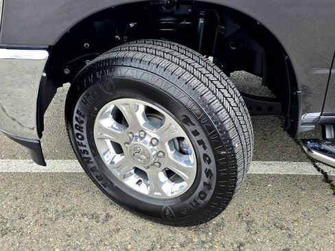 Used 2025 RAM 2500 Big Horn image 34