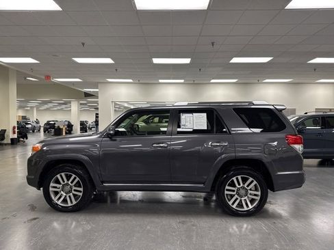 Used 2013 Toyota 4Runner Limited image 4