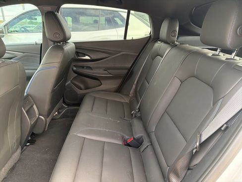 Used 2025 Buick Envista Sport Touring w/ Convenience I Package image 9