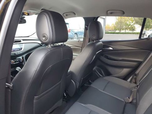 Used 2023 Buick Encore GX Select w/ Sport Touring Package image 9