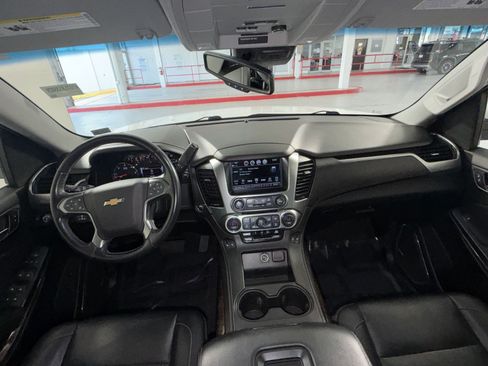Used 2020 Chevrolet Suburban LT AWD/4WD image 22