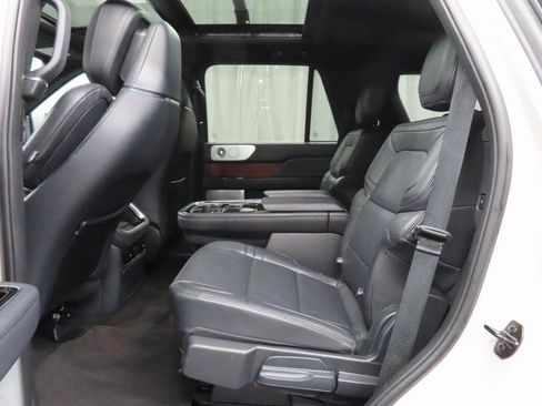 Used 2024 Lincoln Navigator Reserve w/ Equipment Group 201A image 10