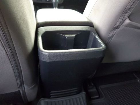 Used 2019 Toyota Tacoma TRD Sport image 15