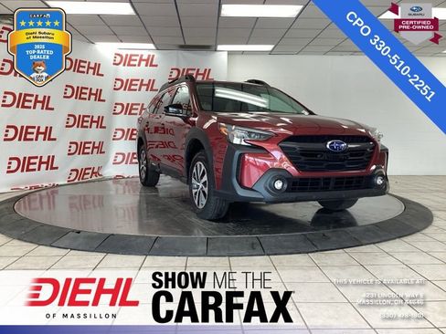 Used 2024 Subaru Outback Premium AWD/4WD image 1
