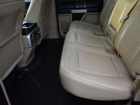 Used 2016 Ford F150 Lariat image 26