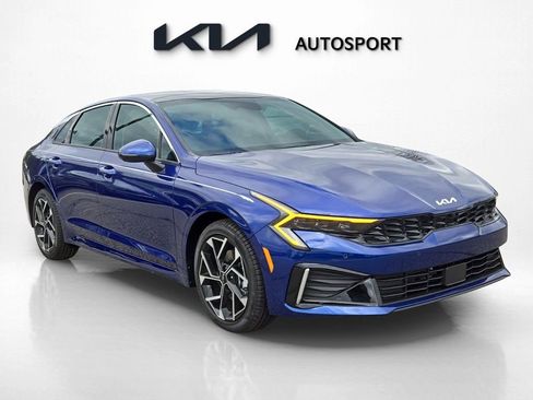 New 2025 Kia K5 EX image 3