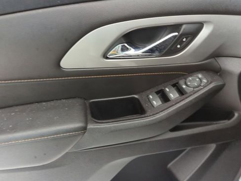 Used 2019 Chevrolet Traverse LS image 8