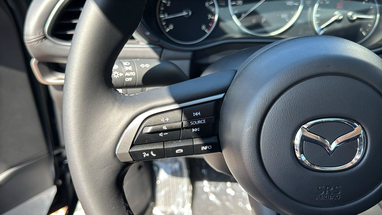 New 2026 MAZDA MAZDA3 s Sport FWD image 12