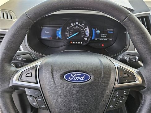 Used 2022 Ford Edge SEL w/ Convenience Package image 26