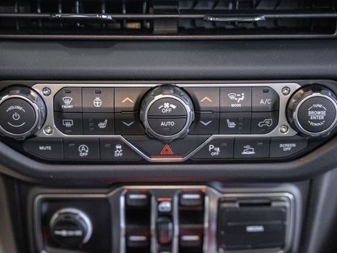 New 2026 Jeep Wrangler Sahara image 24