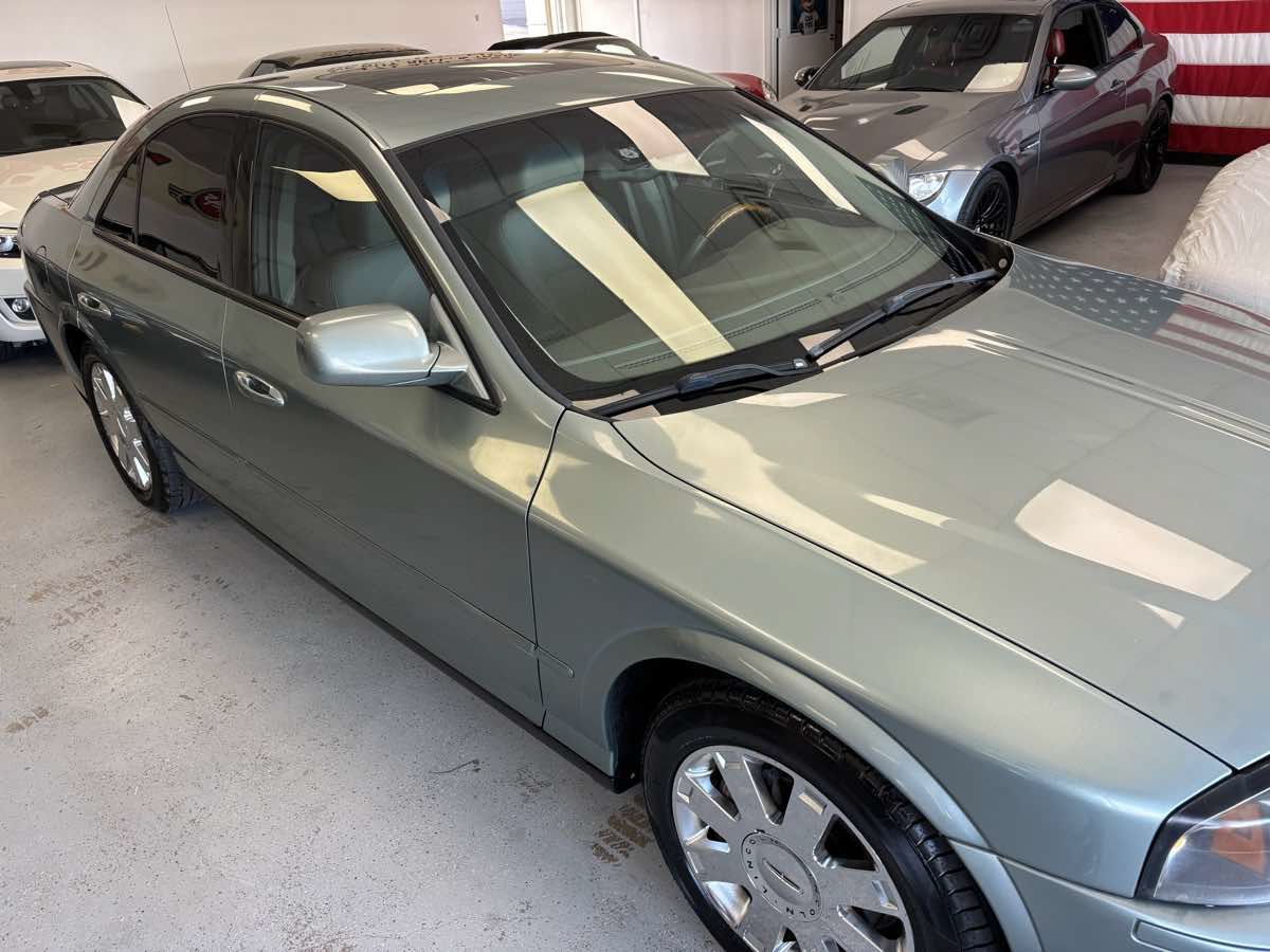 Used 2004 Lincoln LS RWD image 4