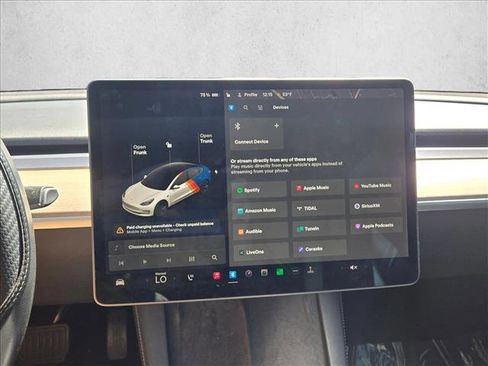 Used 2021 Tesla Model 3 Standard Range Plus image 10