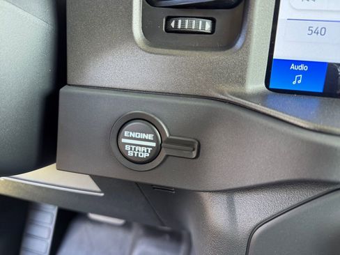 New 2025 Ford Bronco Badlands image 28