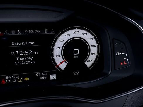 Used 2025 Audi RS 6 performance image 41