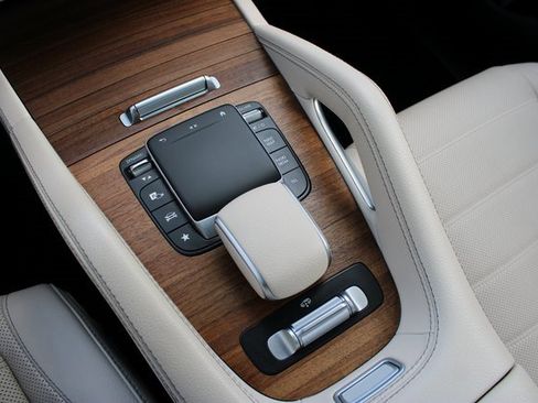 Used 2022 Mercedes-Benz GLS 580 4MATIC image 20