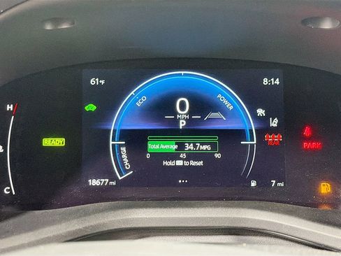 Used 2025 Toyota Camry SE FWD image 15