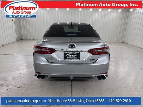 Used 2021 Toyota Camry XSE image 4