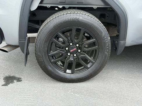 Used 2025 GMC Sierra 1500 Elevation AWD/4WD image 36