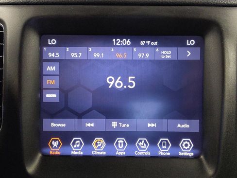 Used 2018 Jeep Compass Trailhawk AWD/4WD image 25