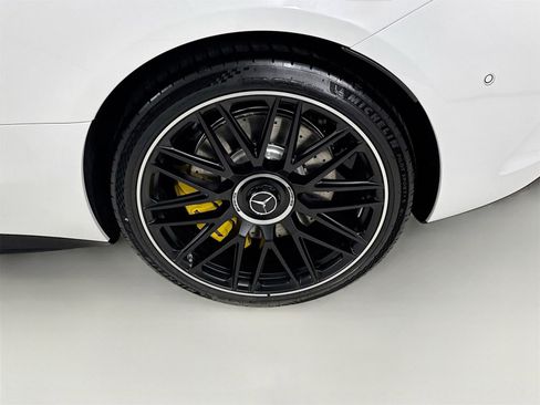New 2025 Mercedes-Benz SL 63 AMG 4MATIC image 32