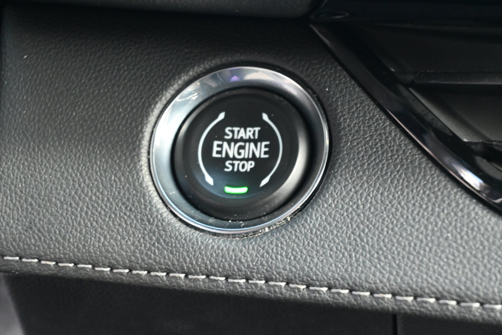 Used 2026 Buick Enclave Preferred FWD image 17