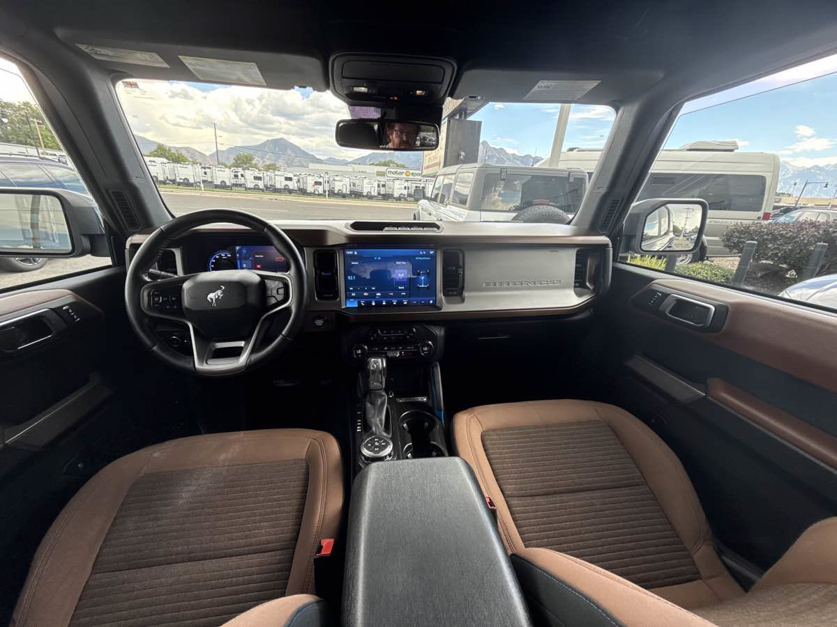 Used 2021 Ford Bronco Outer Banks AWD/4WD image 17
