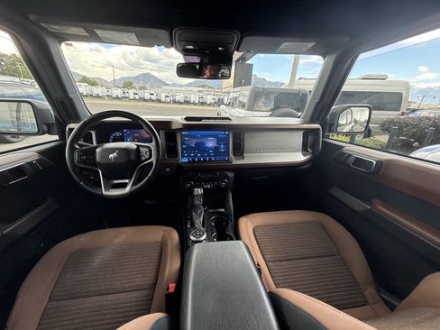 Used 2021 Ford Bronco Outer Banks AWD/4WD image 17