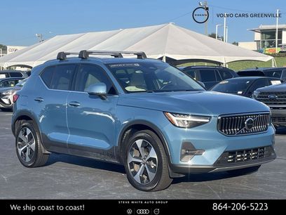 Used 2023 Volvo XC40 B5 Plus w/ Protection Package Premier