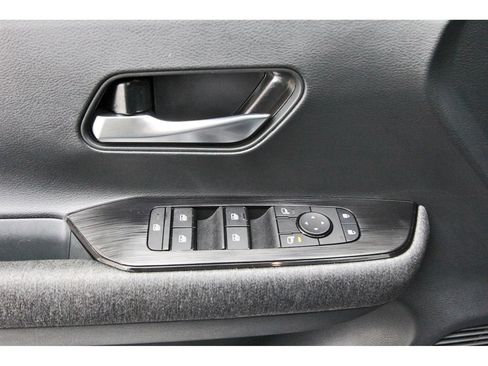 Used 2026 Nissan Kicks SV FWD image 20