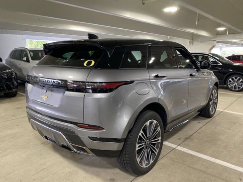 Used 2024 Land Rover Range Rover Evoque Dynamic SE AWD/4WD image 5