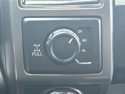 Used 2020 Ford F150 XLT w/ Equipment Group 302A Luxury AWD/4WD image 24