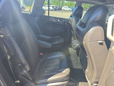 Used 2017 Buick Enclave Leather w/ Trailering Package FWD image 15