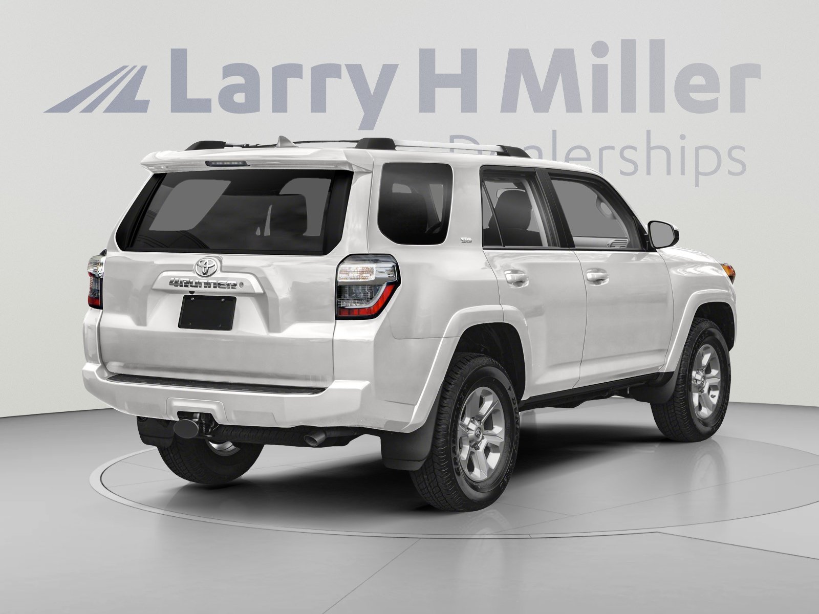 Used 2022 Toyota 4Runner SR5 RWD image 2