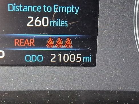 Certified 2023 Toyota Corolla Cross LE AWD/4WD image 18
