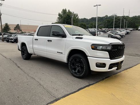 Used 2026 RAM 1500 Big Horn AWD/4WD image 6