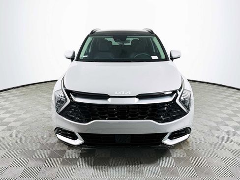 Used 2025 Kia Sportage SX image 2