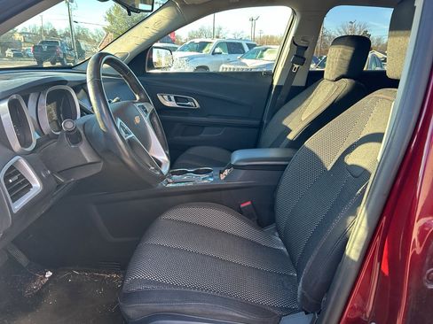 Used 2017 Chevrolet Equinox LT w/ Convenience Package image 9