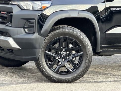 Certified 2025 Chevrolet Colorado Trail Boss image 9