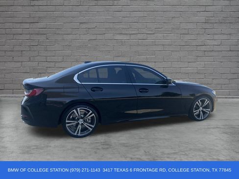 Used 2024 BMW 330i Sedan w/ Premium Package RWD image 8