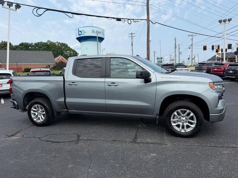 Used 2026 Chevrolet Silverado 1500 RST AWD/4WD image 5