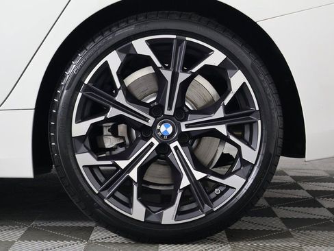 Certified 2025 BMW 330i Sedan w/ Convenience Package RWD image 16
