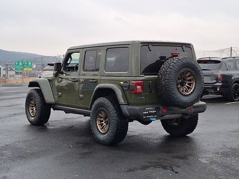 Used 2022 Jeep Wrangler Unlimited Rubicon 4xe w/ Dual Top Group image 4